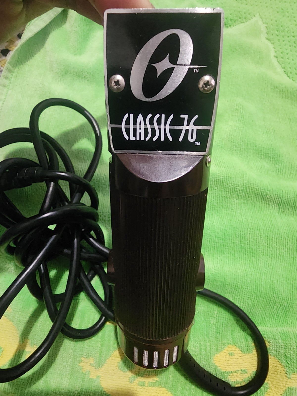 Vintage Oster Classic 76 Professional clippers- Tested works-No blade/attachment